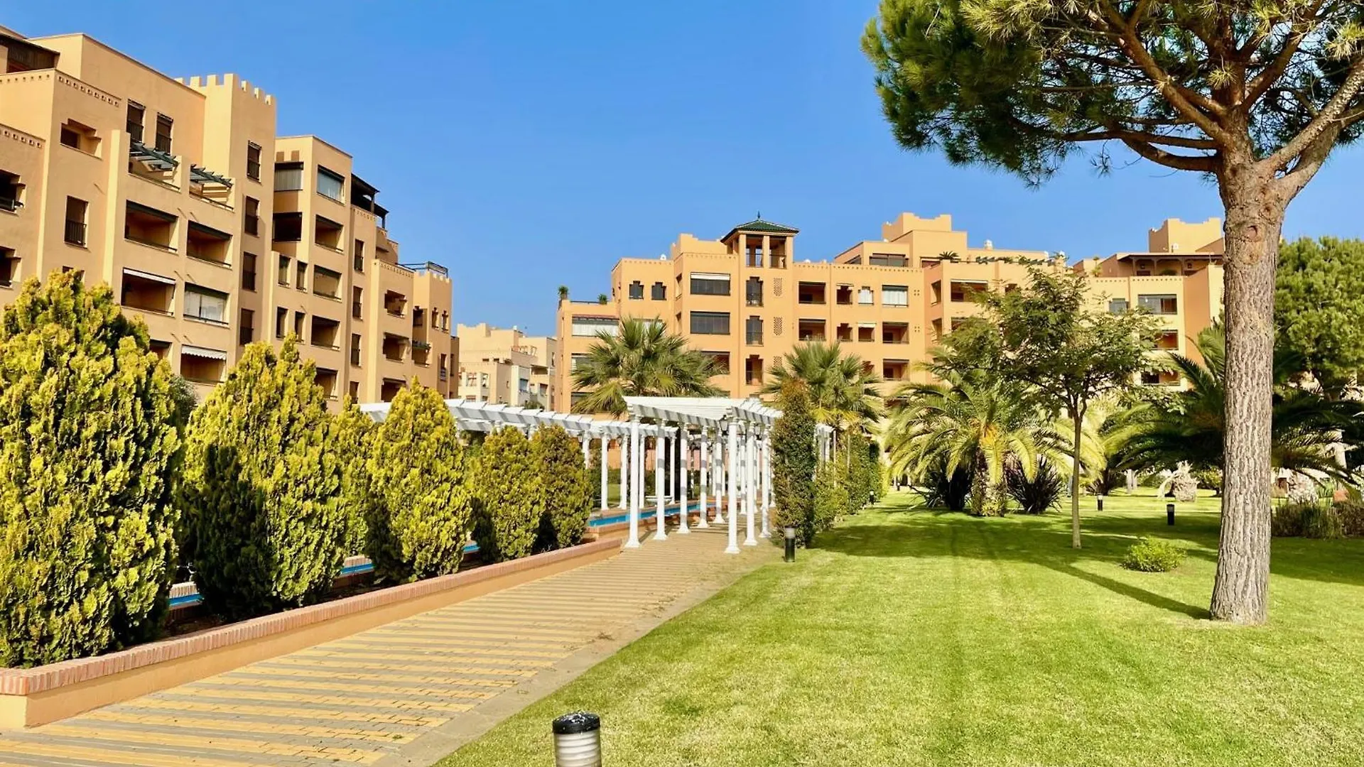 Apartmán Los Albatros, Playa De Los Haraganes - By Ac Real Isla Canela